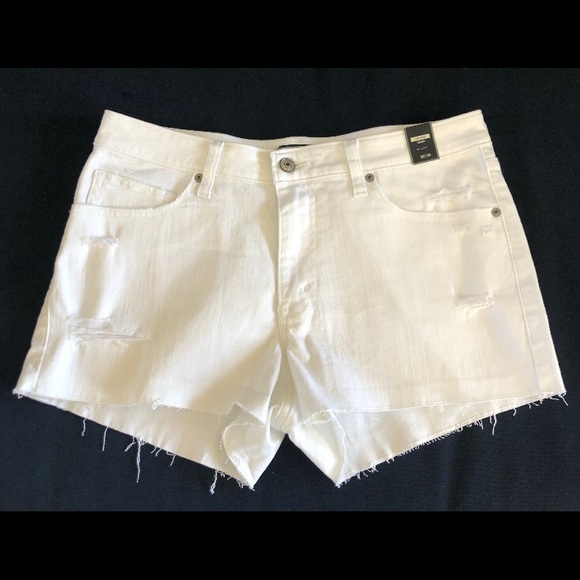 Abercrombie & Fitch Pants - Abercrombie and Fitch Shorts